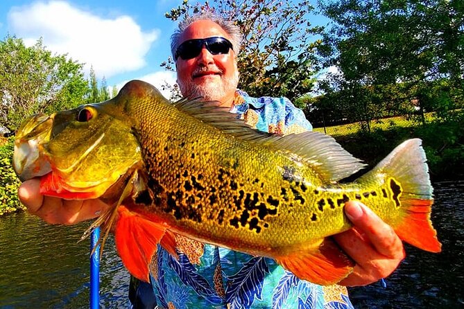 Peacock Bass Fishing Trip Near Biscayne Bay - Included Amenities and Accessibility