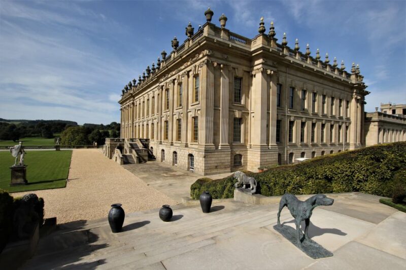 Peak District (Yorkshire): Interactive Road Trip Guidebook - Picturesque Market Towns