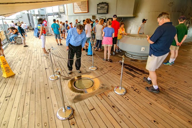 Pearl Harbor: Arizona & Missouri Battleship Tour From Maui, Big Island & Kauai - Visiting the Arizona Memorial