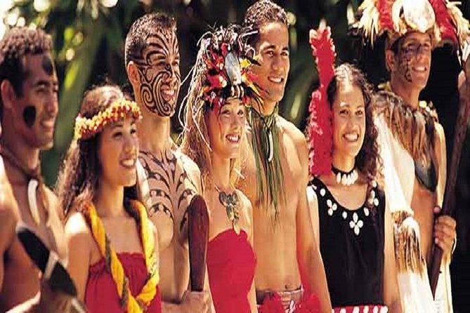 Pearl Harbor Dole Plantation and Polynesian Center From Waikiki - Discovering Dole Pineapple Plantation