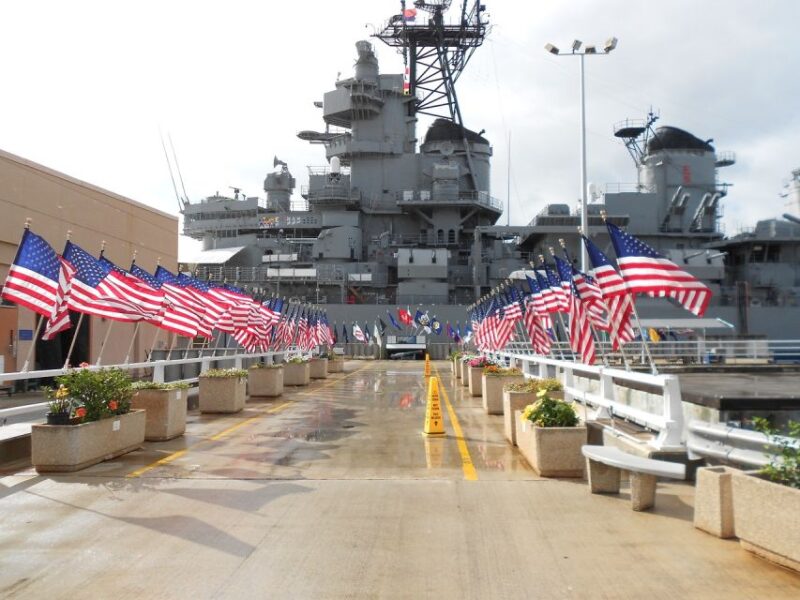 Pearl Harbor: USS Arizona Memorial & Battleship Missouri - Transportation and Accessibility