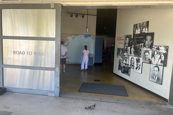 Pearl Harbor With USS Arizona, City Tour + Local Restaurant Lunch - What to Expect