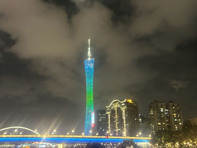 Pearl River Night Cruise With Private Transfers in Guangzhou - Tour Guide Services