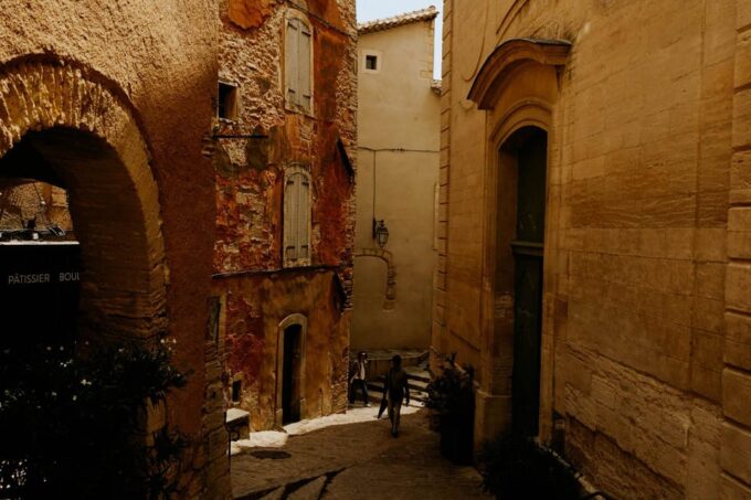 Pearls of Luberon: Gordes, Rousillon & Senanque Private Trip - Visiting Sénanque Abbey