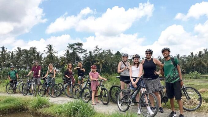 Pedal Bike Through Rice Terraces, Forests and Lawang Caves - Knowledgeable Local Guides