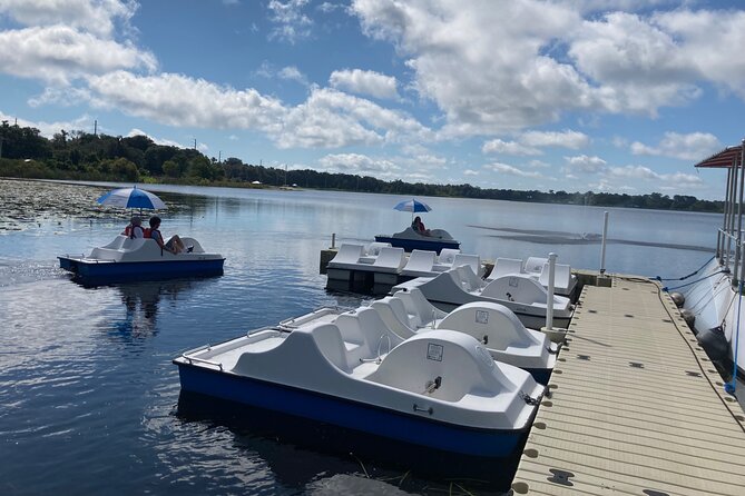 Pedalboat Rental at the Lake Stella in Crescent City - Availability and Booking Process
