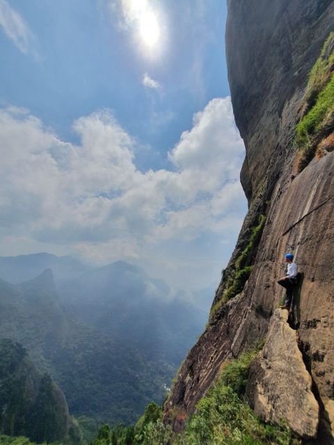 Pedra Da Gávea RJ - Guide + Safety Equipment - Experienced Ecotourism Agency