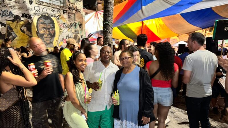Pedra Do Sal: Live Samba Night With Local Guide & Drink - Immersion in Local Samba Culture