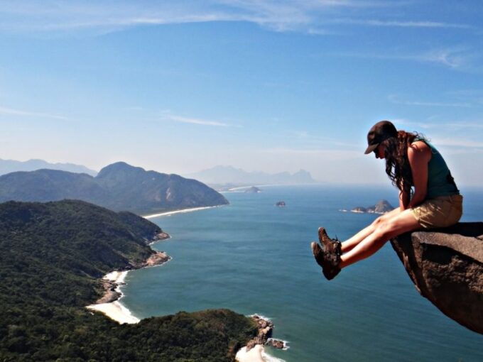 Pedra Do Telégrafo Hike and Beach Full-Day Tour - Minimum Participants Requirement