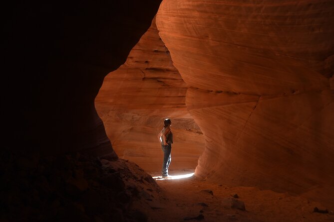 Peekaboo Slot Canyon 4WD Tour - Cancellation Policy