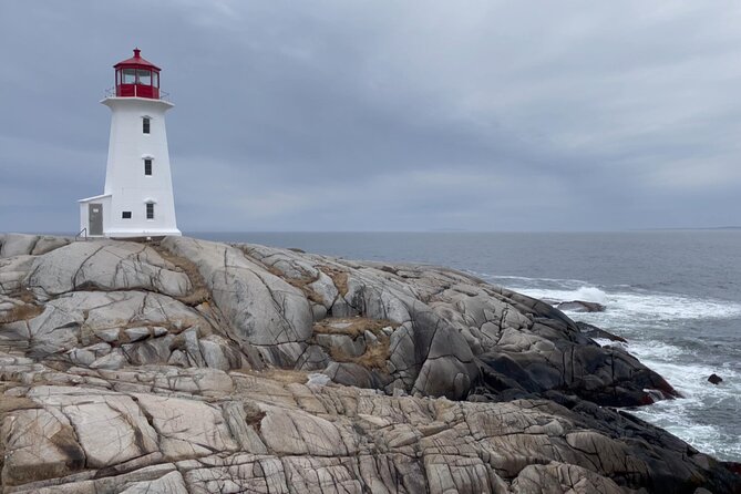 Peggys Cove and Lunenburg Tour (Small Group) - Availability and Booking