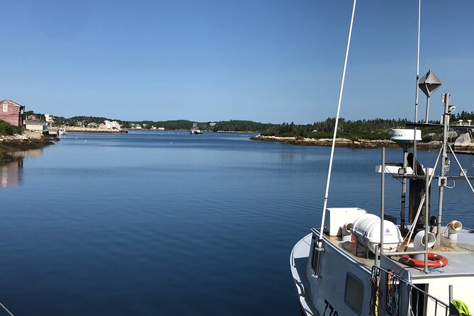 Peggy's Cove/Mahone Bay & Lunenburg - Guided Walking Tours