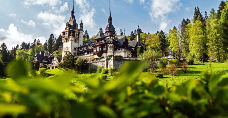 Peles & Cantacuzino Castles: Gourmet Wine & Cultural Trip - Visiting Cantacuzino Castle