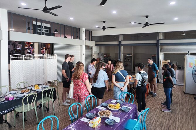 Penang Cooking Class:Dive Into Malaysian Cuisine With Penangchiak - Engaging Market Tour and Ingredient Discovery