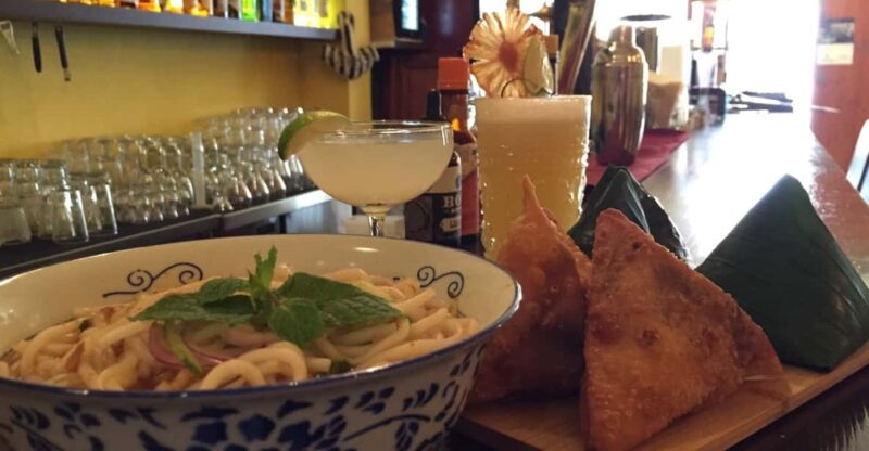 Penang: Georgetown Foodie Walking Tour With a Cocktail - Experience Highlights
