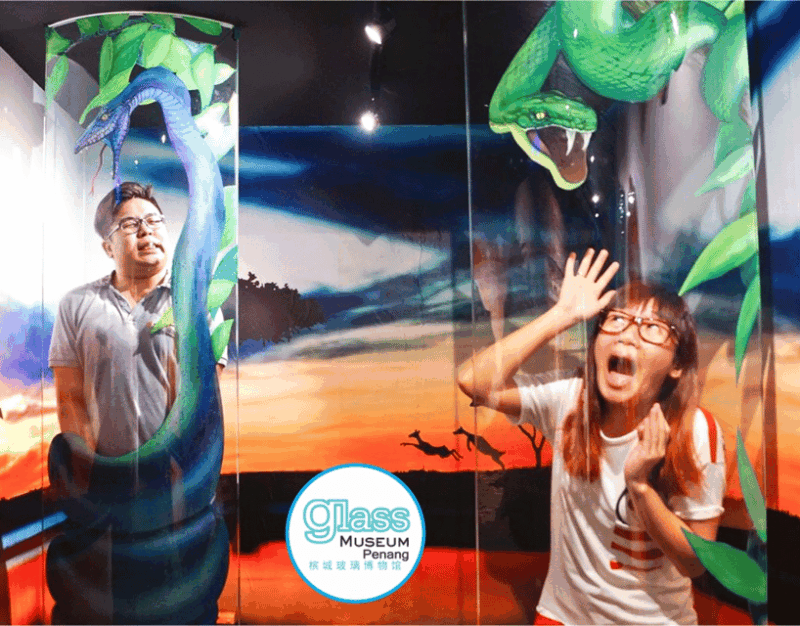 Penang: Glass Museum Standard Admission Ticket - Operational Hours and Closures