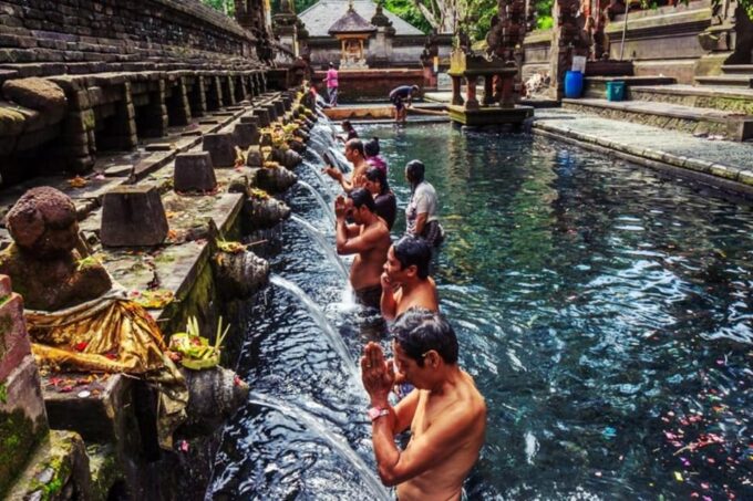 Penglipuran Village With Water Temple, Rice Terrace Tours - Tegalalang Rice Terrace Visit