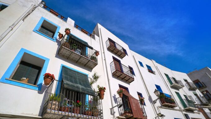 Peñíscola: Castle & Walled City Spanish Guided Tour - Frequently Asked Questions