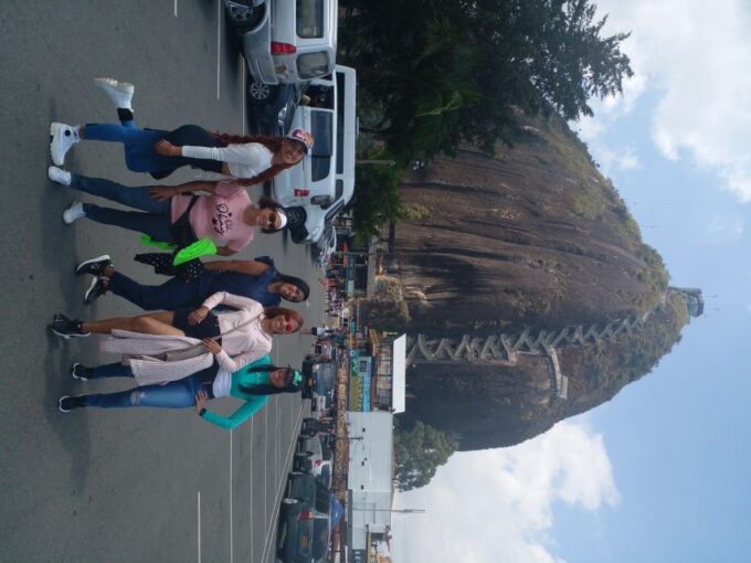 Peñol-Guatapé Private Tour: With Breakfast, Lunch, and Boat - Frequently Asked Questions