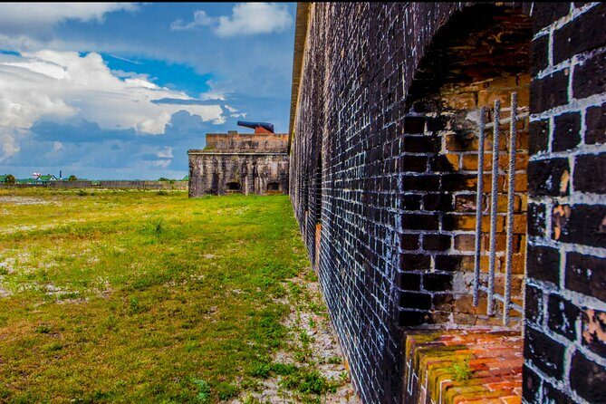 Pensacola Beach Fort Pickens Dolphin Cruise Tour - Key Points