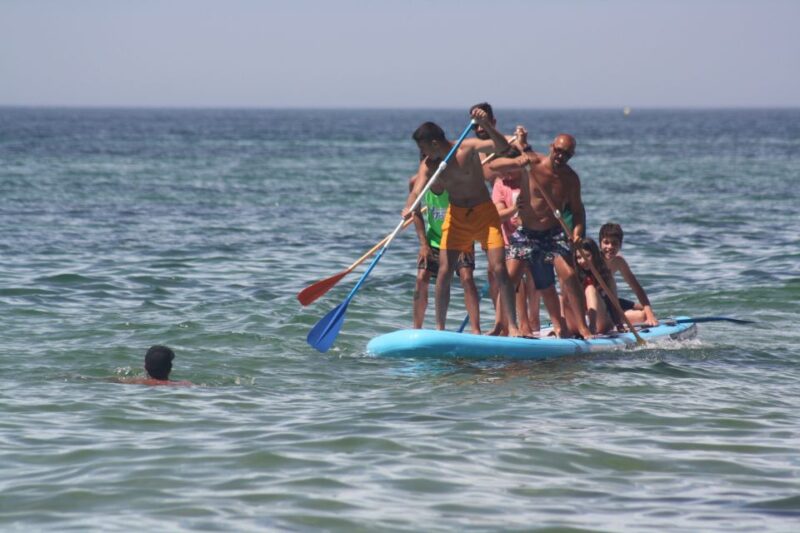 Pêra Assembly: Mega Stand Up Paddle Board Group Experience - Activity Details