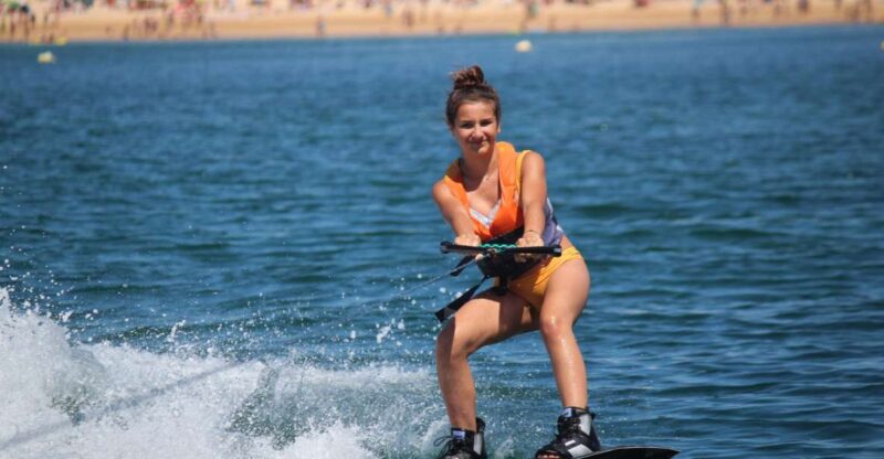 Pêra Assembly: Wakeboard Experience - Inclusions and Equipment