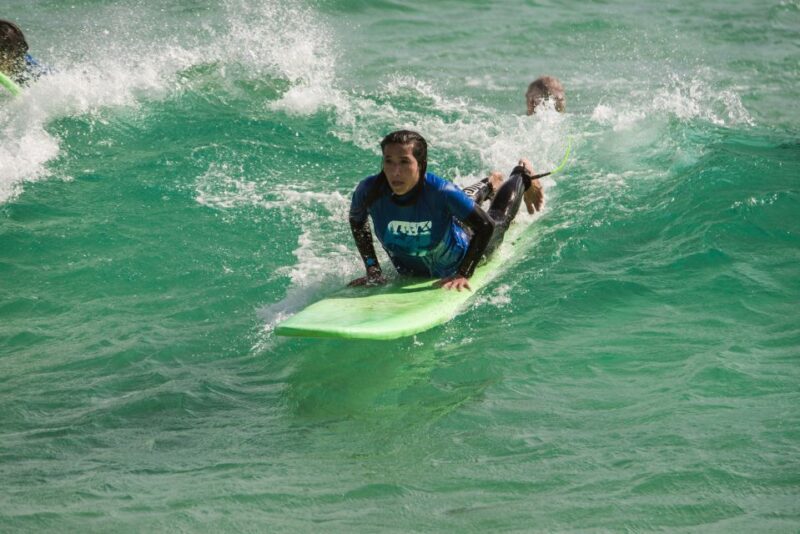 Pêra Formation: 1:30-hour Surf Lesson for Beginners - Key Points