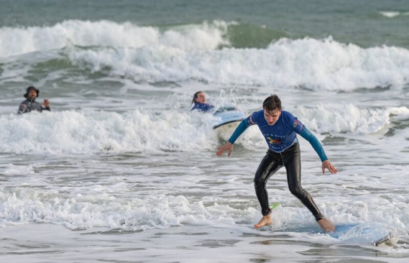 Pêra Formation: 1:30-hour Surf Lesson for Beginners - Activity Overview