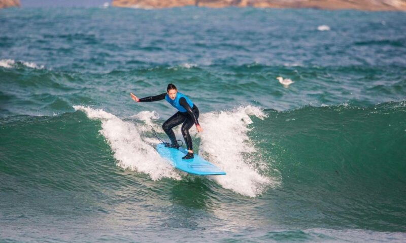 Pêra Formation: 1:30-hour Surf Lesson for Beginners - Suitability and Restrictions
