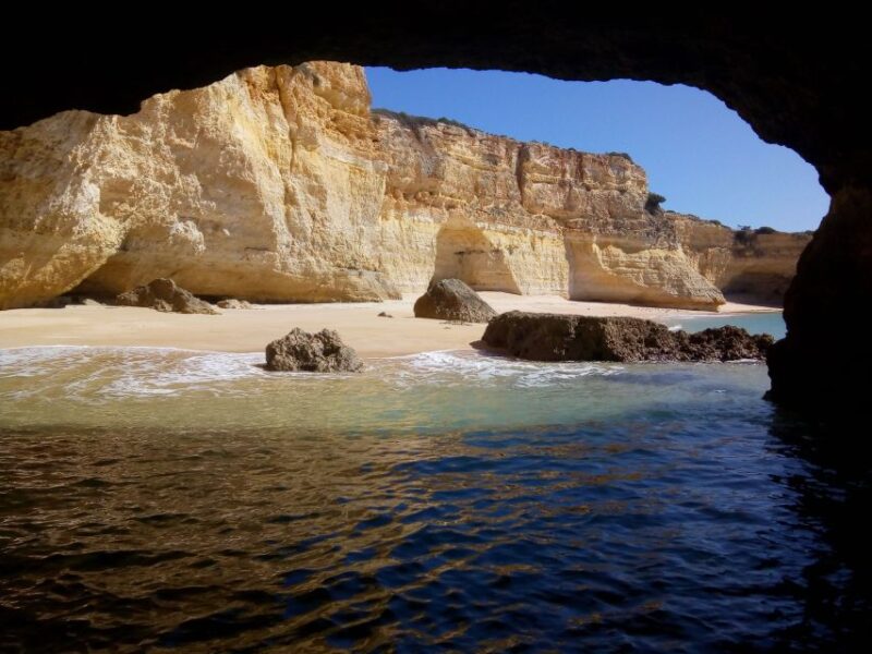 Pêra Formation: Guided Boat Tour of Benagil's 15 Best Caves - Highlights of the Experience