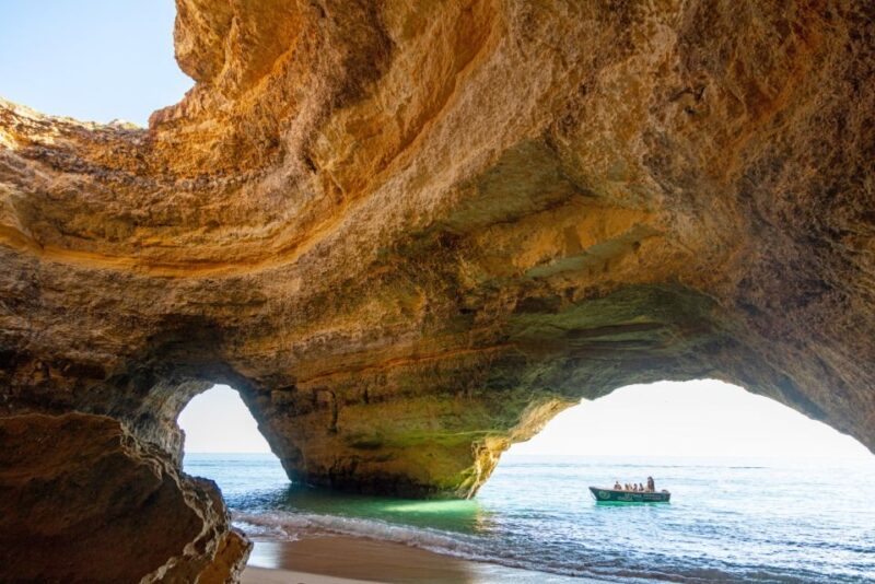 Pêra's Arm: Private Benagil Cave Tour - Key Points