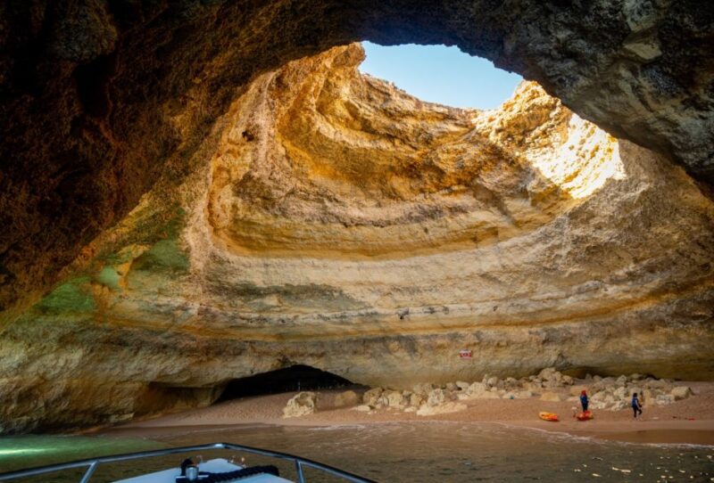 Pêra's Arm: Private Benagil Cave Tour - Meeting Point