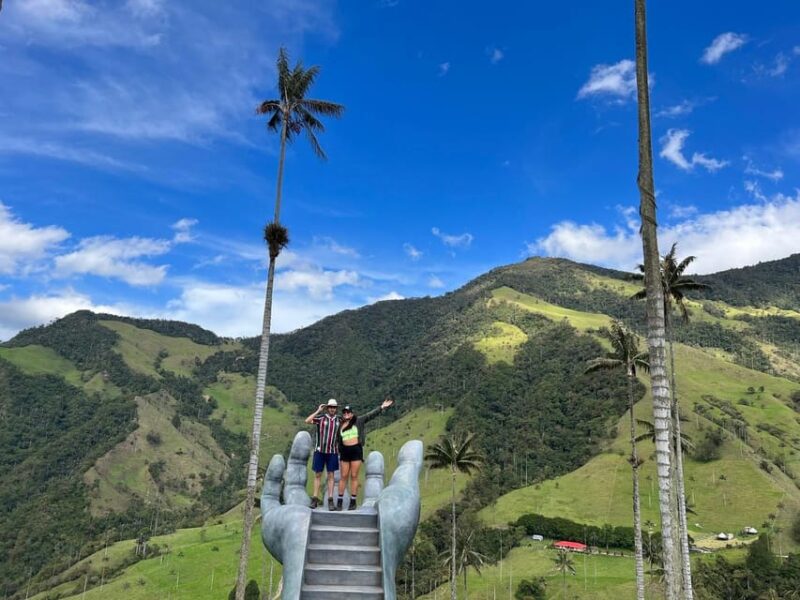 PEREIRA/ARMENIA: PRIVATE TRANSFER TO SALENTO + INDIVIDUAL COCORA VALLEY - Key Points