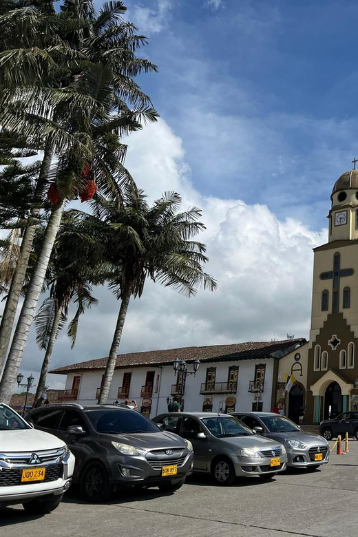 PEREIRA/ARMENIA: PRIVATE TRANSFER TO SALENTO + INDIVIDUAL COCORA VALLEY - Itinerary Details