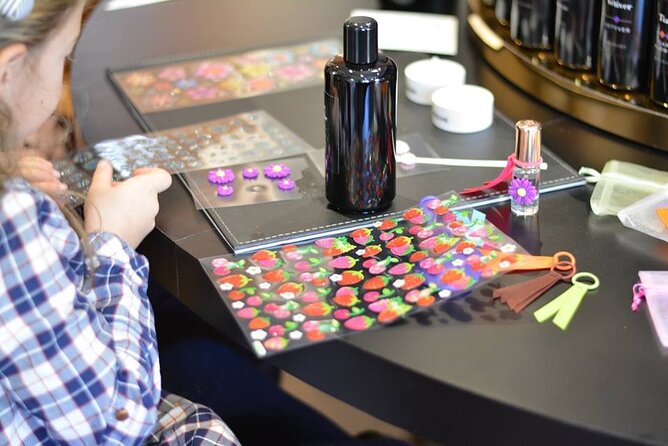 Perfume Workshop for Children in Nice - Personalized Fragrance Creations