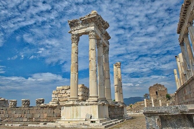 Pergamon Tour From Izmir City by Khalid - Transportation and Logistics