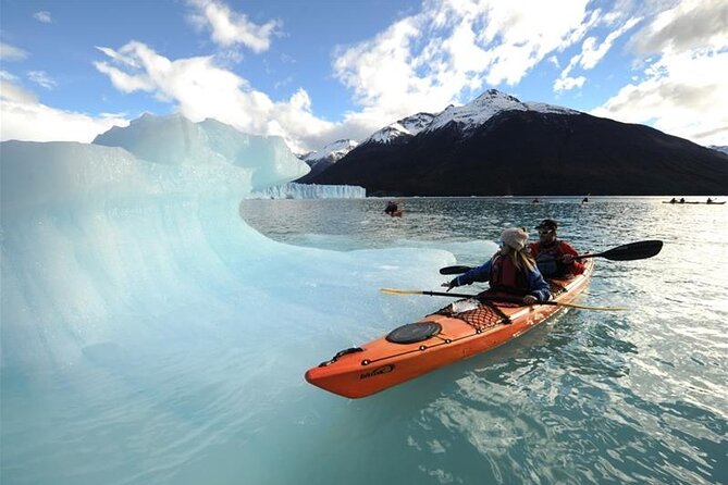 Perito Moreno Adventure: Kayak Experience and Walkway Tour - Breathtaking Glacial Landscape