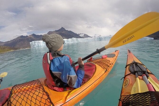 Perito Moreno Adventure: Kayak Experience and Walkway Tour - Guided Walkway Experience