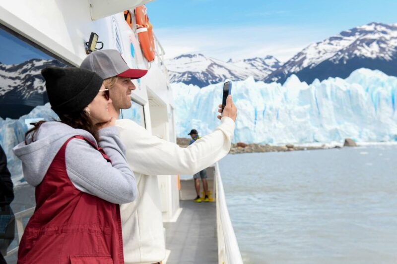 Perito Moreno Glacier and Boat Safari - Scenic Drive