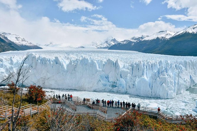 Perito Moreno Glacier Experience on the Catwalks - Clothing and Essentials to Pack