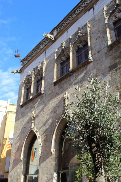 Perpignan: 1h Private Tour for Small Group - Inclusions and Exclusions