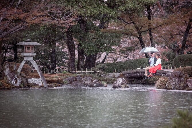 Personalized and Exclusive Photographic Tour of Kenrokuen - Meeting and Pickup