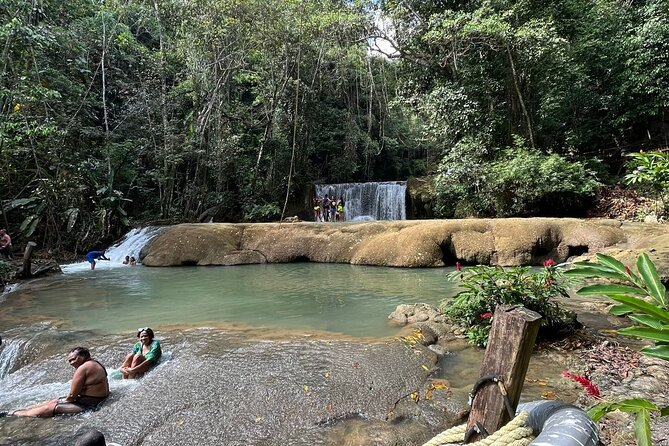 Personalized Day Tours to Jamaicas Sun, Sand, and Bliss Island - Experiencing Jamaican Culture and Cuisine