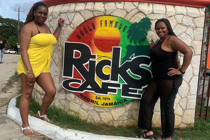 Personalized Day Tours to Jamaicas Sun, Sand, and Bliss Island - Touring Historic Rose Hall Mansion