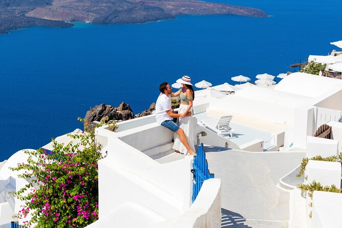 Personalized Private Photoshoot in Fira Santorini - Meeting Point and Logistics