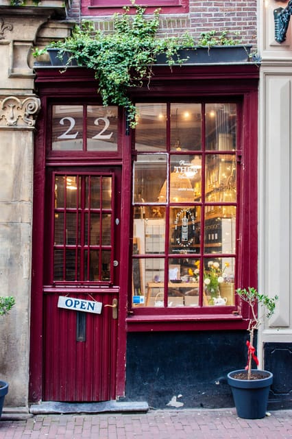 Personalized Shopping Tour in Amsterdam - Starting Location and Optional Stops