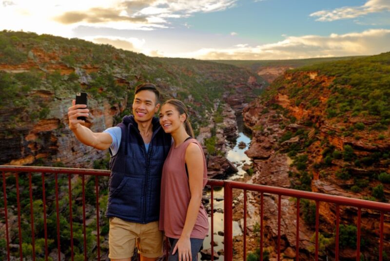 Perth: 4-Day Coastal Loop to Monkey Mia With Accommodation - Day 2: Kalbarri to Monkey Mia