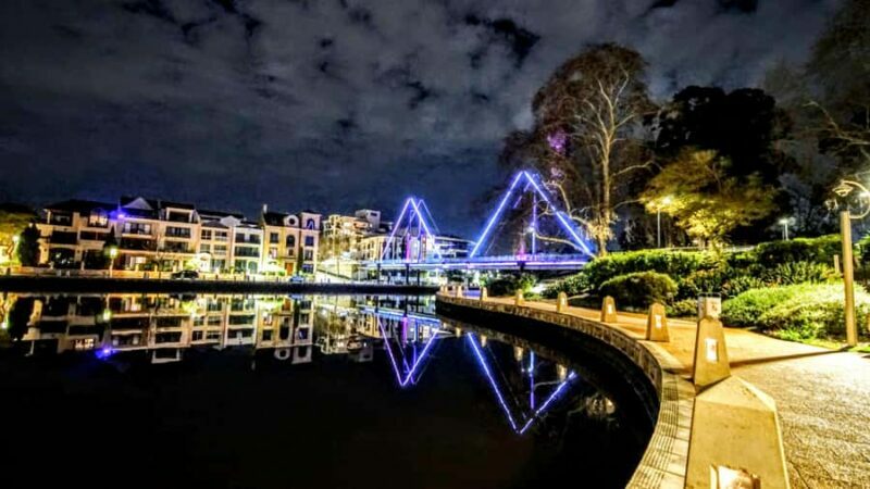 Perth: City of Lights Tour with Dessert - Key Points