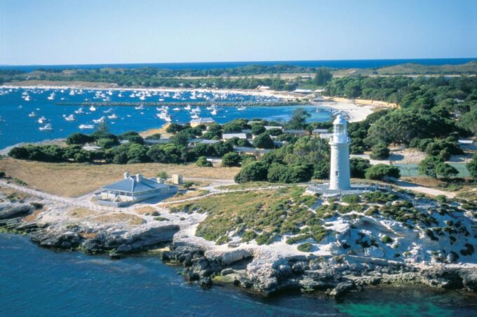 Perth: One Way Flight Transfer to or From Rottnest Island - Flexible Cancellation Policy