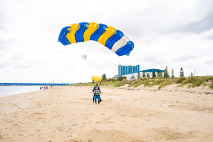 Perth: Tandem Skydive Over Rockingham Beach - Meeting Points in Perth